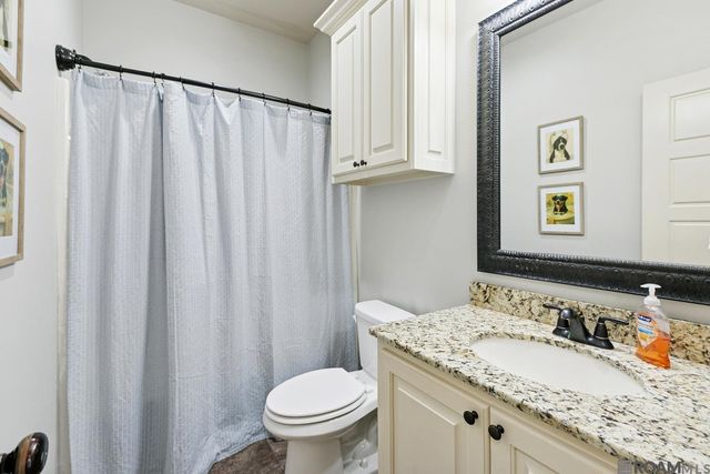 16929 Bentons Ferry Ave, Greenwell Springs, LA 70739