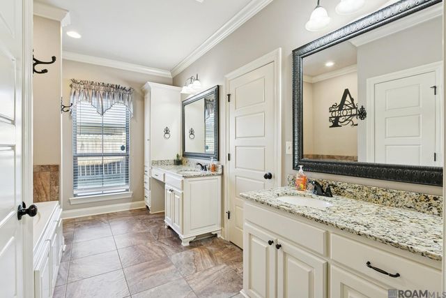 16929 Bentons Ferry Ave, Greenwell Springs, LA 70739