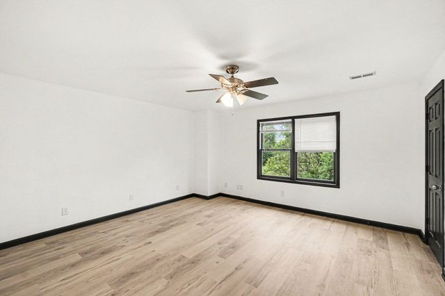 3195 Aqueduct Drive, Lexington, KY 40517
