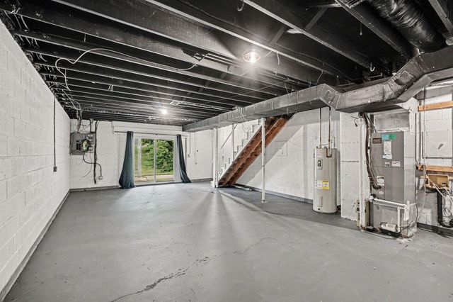 3195 Aqueduct Drive, Lexington, KY 40517
