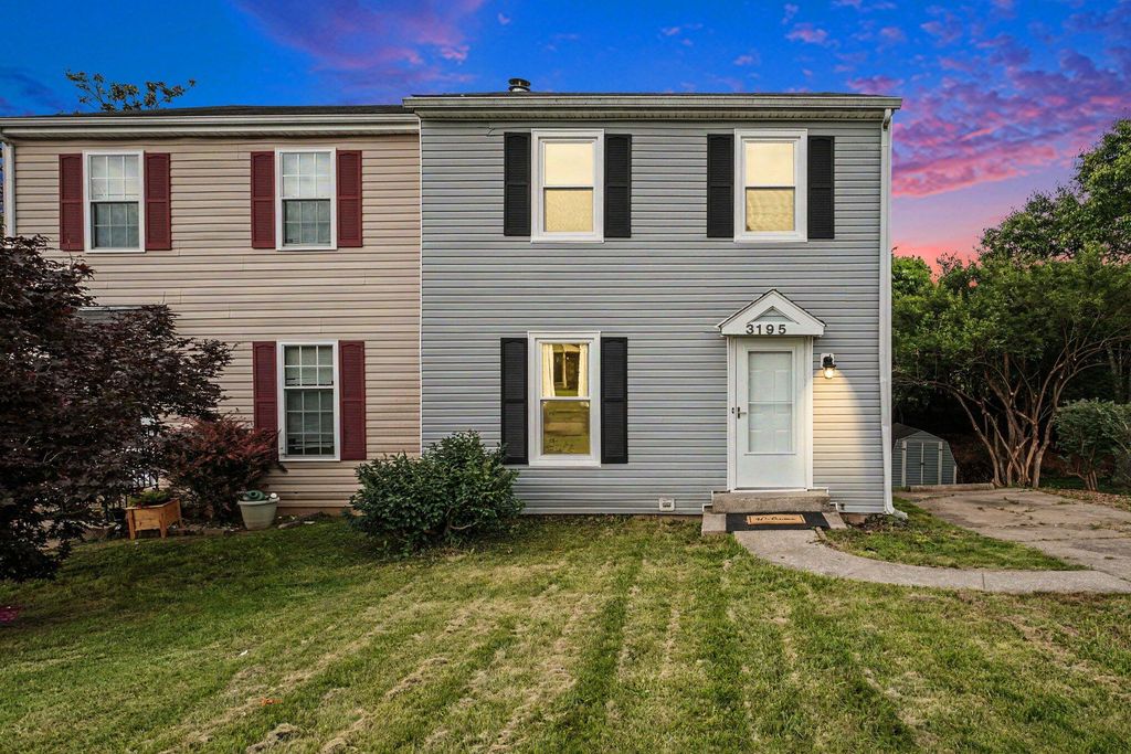 3195 Aqueduct Drive, Lexington, KY 40517