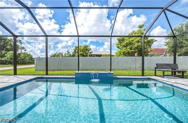 310 NW 14th ST, Cape Coral, FL 33993