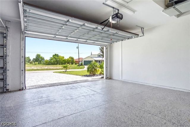 310 NW 14th ST, Cape Coral, FL 33993