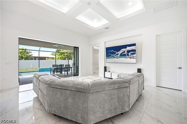310 NW 14th ST, Cape Coral, FL 33993