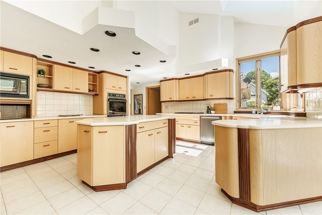 61 Sutton Point, Pittsford, NY 14534