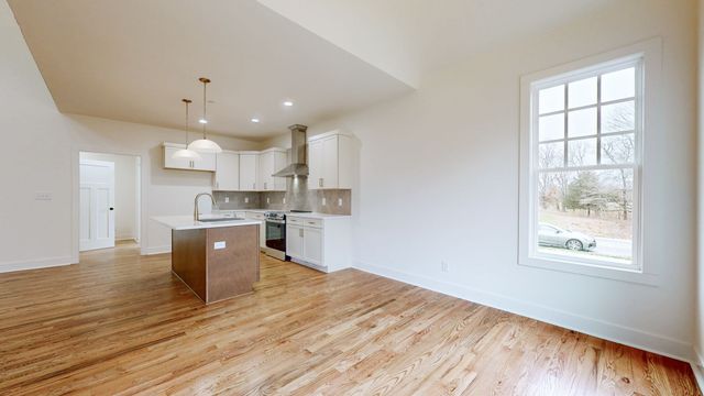 1414 Rooster Ridge Rd, Pleasant View, TN 37146