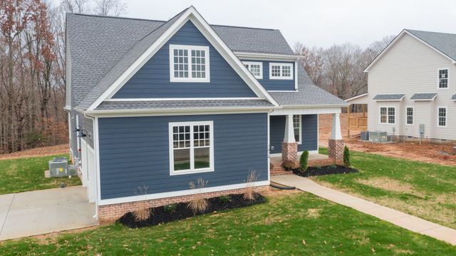 1414 Rooster Ridge Rd, Pleasant View, TN 37146