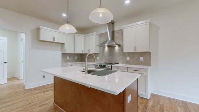 1414 Rooster Ridge Rd, Pleasant View, TN 37146