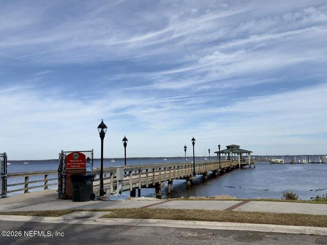 6215 LEEWARD Court, Fleming Island, FL 32003