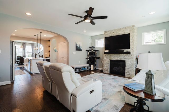 834 LINDLEY RD, Frederick, MD 21701