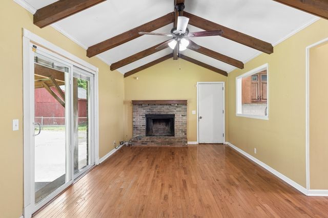 121 Bostring Dr, Hendersonville, TN 37075