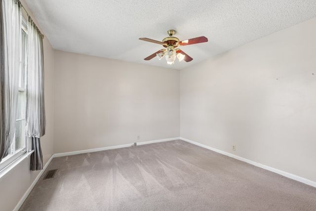 121 Bostring Dr, Hendersonville, TN 37075