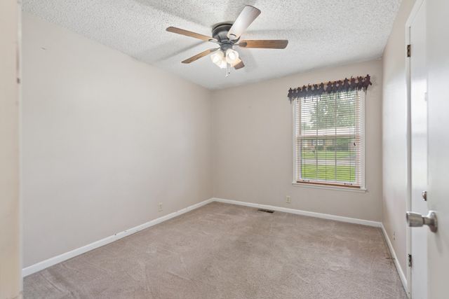 121 Bostring Dr, Hendersonville, TN 37075