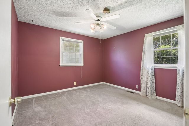 121 Bostring Dr, Hendersonville, TN 37075