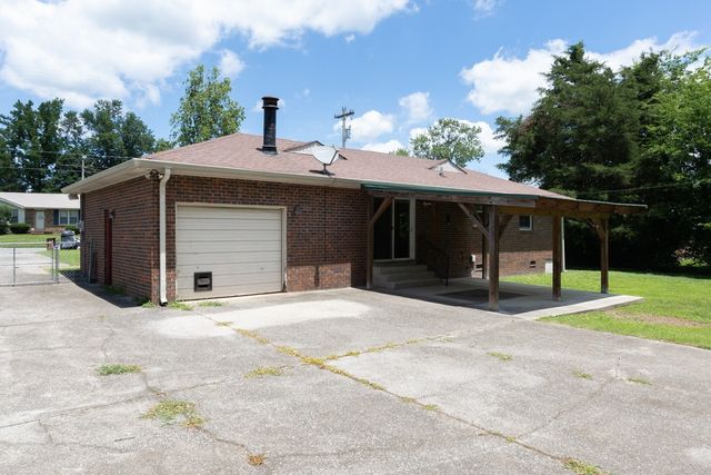 121 Bostring Dr, Hendersonville, TN 37075