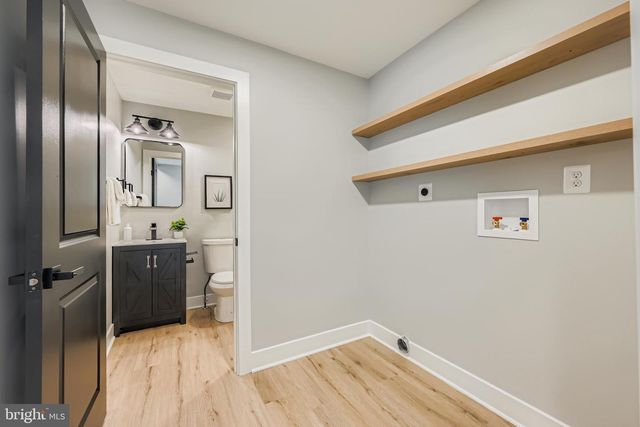 2122 LODGE FOREST DR, Baltimore, MD 21219