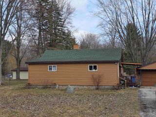 1711 S Poseyville Road, Ingersoll Twp, MI 48640