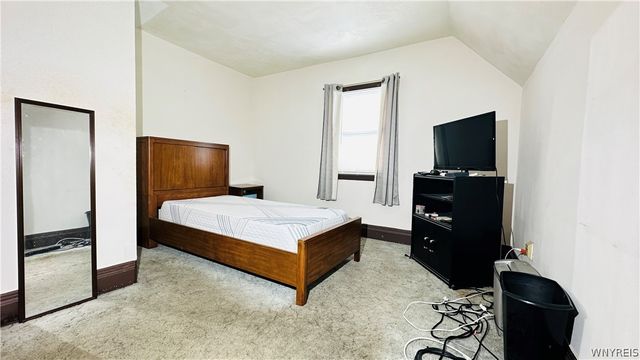 727 19th Street, Niagara Falls, NY 14301