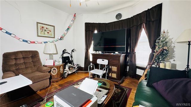 727 19th Street, Niagara Falls, NY 14301