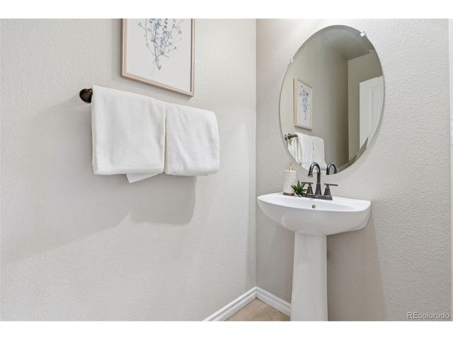 5301 Fullerton Cir, Highlands Ranch, CO 80130