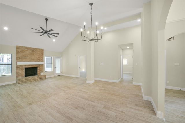 2126 Windmill Drive, Richmond, TX 77406