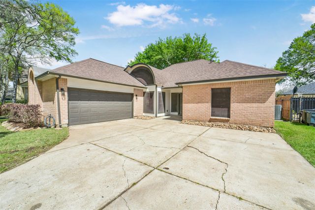 2126 Windmill Drive, Richmond, TX 77406