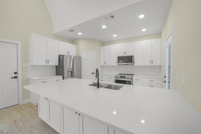 2126 Windmill Drive, Richmond, TX 77406