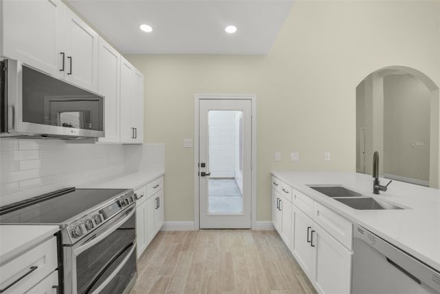 2126 Windmill Drive, Richmond, TX 77406