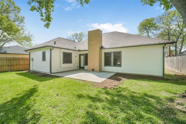 2126 Windmill Drive, Richmond, TX 77406