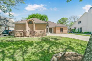 2126 Windmill Drive, Richmond, TX 77406
