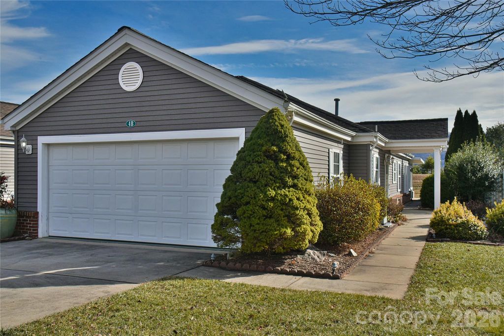 4 Heather Way B, Candler, NC 28715