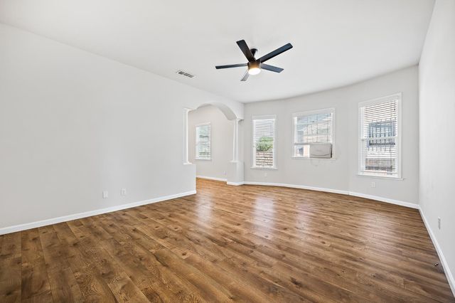 1320 P Street, Fresno, CA 93721