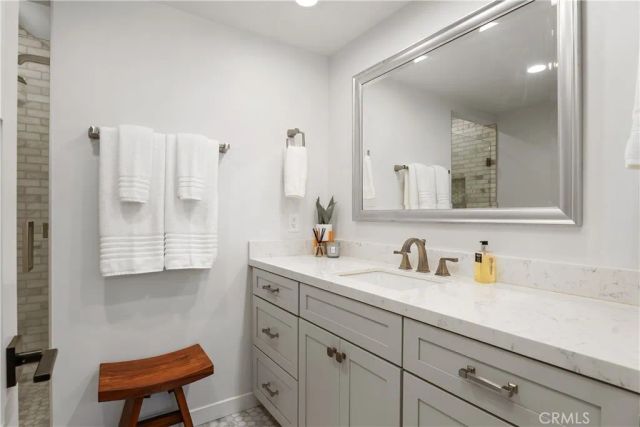 5112 Kingscross, Westminster, CA 92683