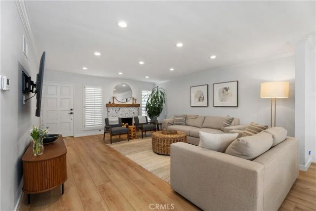 5112 Kingscross, Westminster, CA 92683
