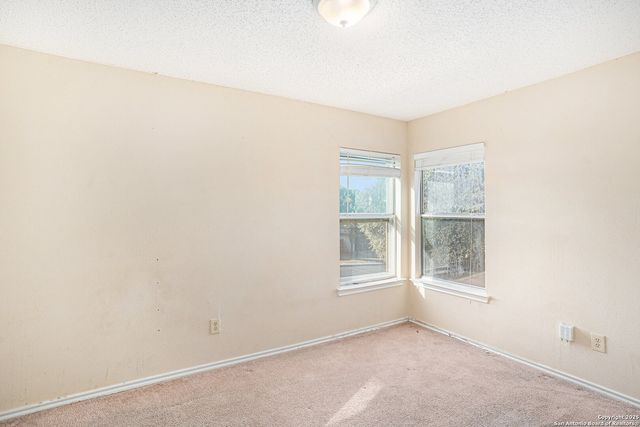 7935 Chestnut Barr, Converse, TX 78109