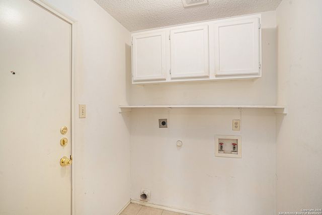7935 Chestnut Barr, Converse, TX 78109