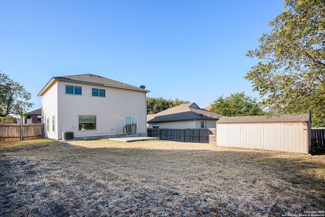 7935 Chestnut Barr, Converse, TX 78109