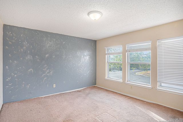 7935 Chestnut Barr, Converse, TX 78109