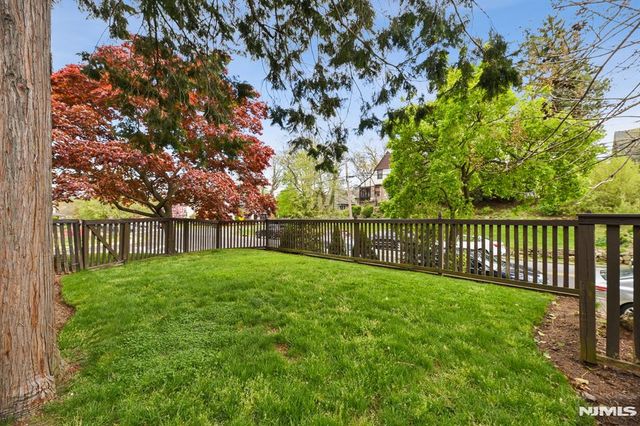 869 Ridgewood Road _, Millburn, NJ 07041