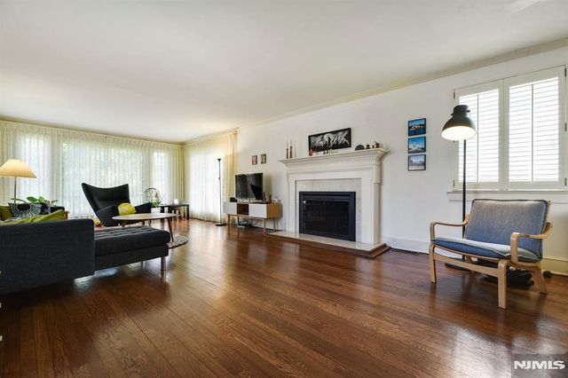 869 Ridgewood Road _, Millburn, NJ 07041