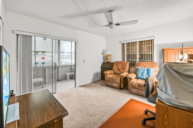 20 Flanders A, Delray Beach, FL 33484