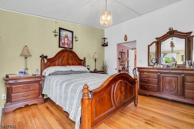 43 Everett Dr, Dover Town, NJ 07801