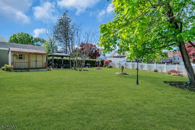 43 Everett Dr, Dover Town, NJ 07801