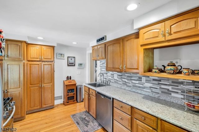 43 Everett Dr, Dover Town, NJ 07801