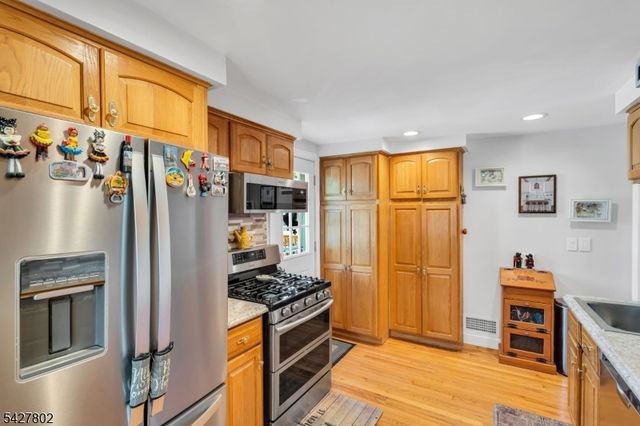 43 Everett Dr, Dover Town, NJ 07801
