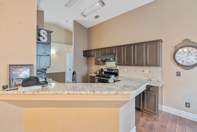 4038 E Sue Avenue, Visalia, CA 93292