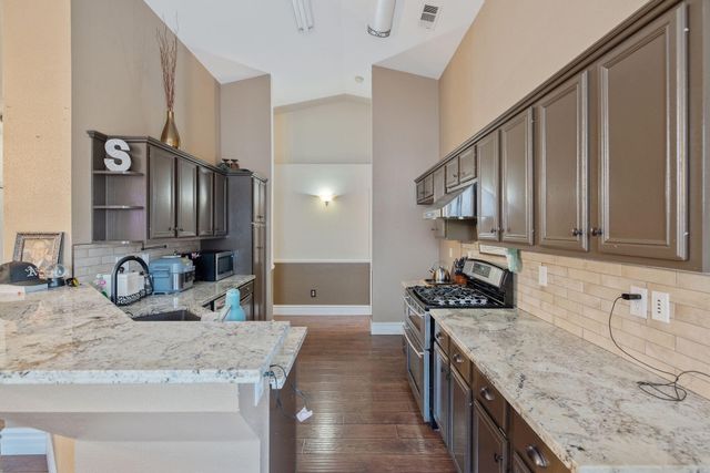 4038 E Sue Avenue, Visalia, CA 93292