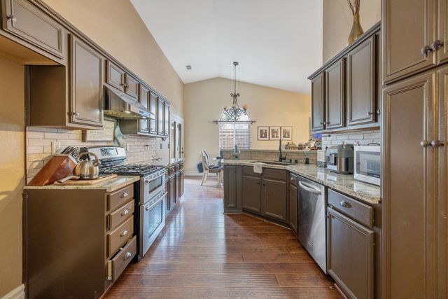 4038 E Sue Avenue, Visalia, CA 93292