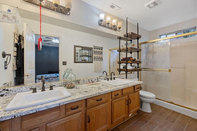 4038 E Sue Avenue, Visalia, CA 93292