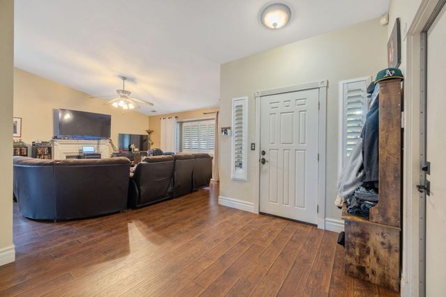 4038 E Sue Avenue, Visalia, CA 93292